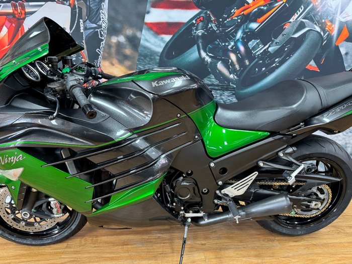 2018 Kawasaki NINJA ZX-14R (BREMBO OHLINS) BLAZED GREEN/METALLIC GRAY