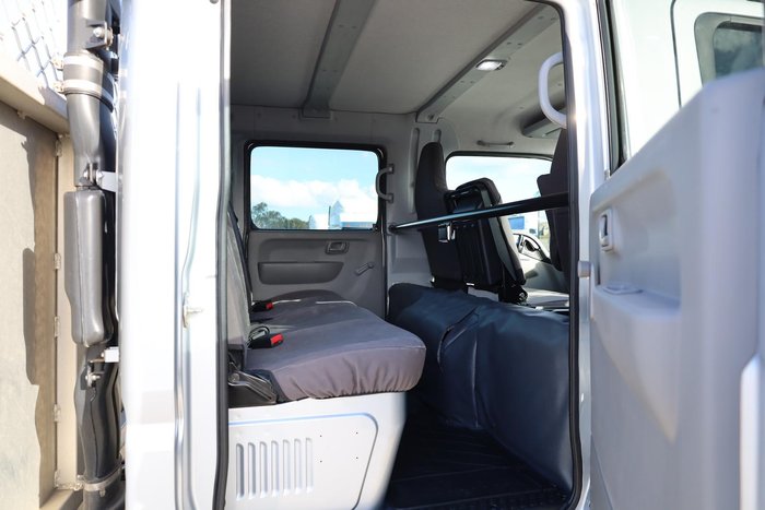 2023 Fuso Canter 4X4 Fuso Canter 4x4 Crew Cab with Alloy Tray Silver