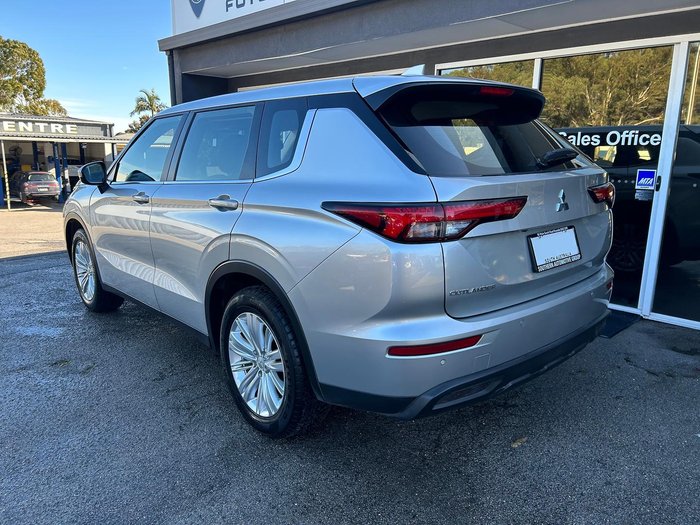 2021 Mitsubishi Outlander ES ZM MY22 Sterling Silver