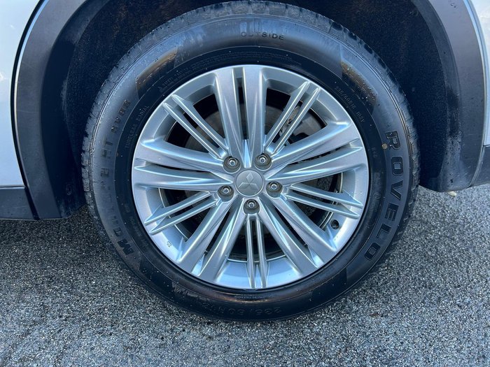 2021 Mitsubishi Outlander ES ZM MY22 Sterling Silver