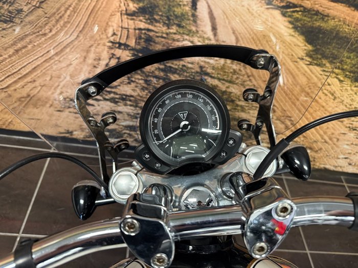 2018 Triumph SPEEDMASTER BLACK