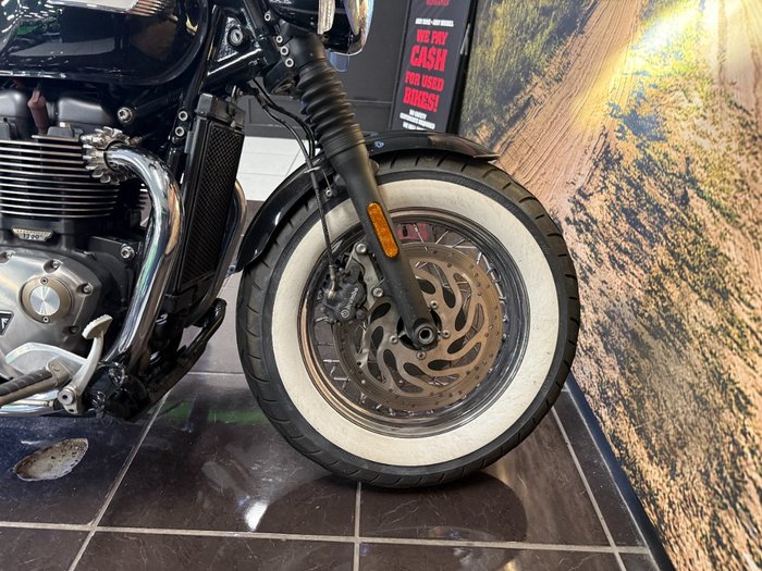 2018 Triumph SPEEDMASTER BLACK