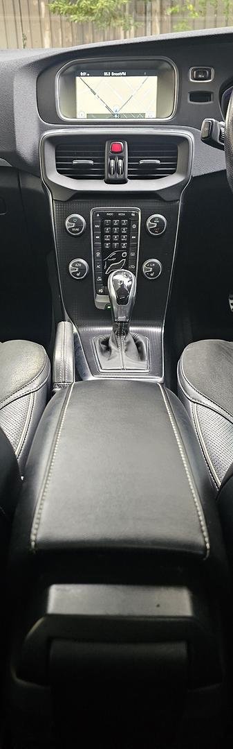 2016 Volvo V40 T5 R-Design MY17 Osmium Grey