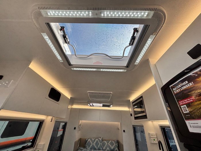 2025 New Age Caravans Manta Ray Mr16 Adventurer