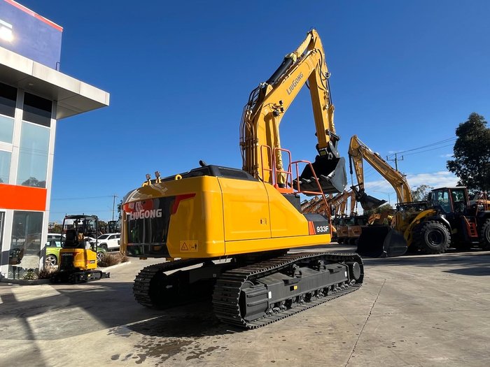 Liugong 933F Excavator