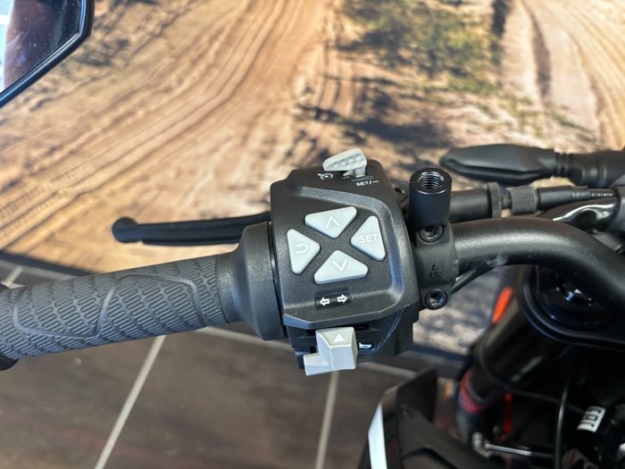2022 Ktm 890 DUKE R BLACK