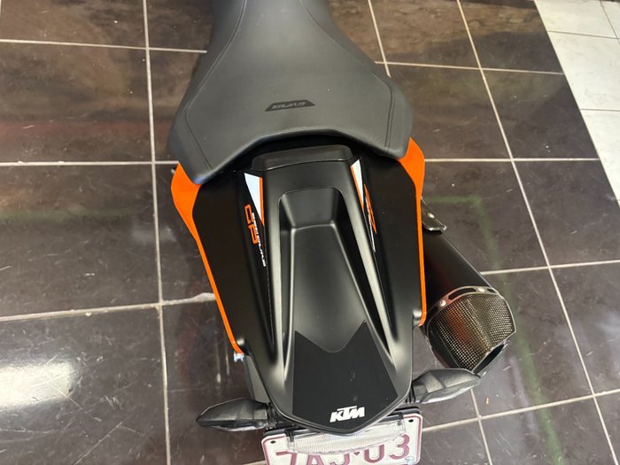 2022 Ktm 890 DUKE R BLACK