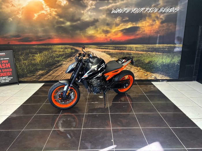 2022 Ktm 890 DUKE R BLACK