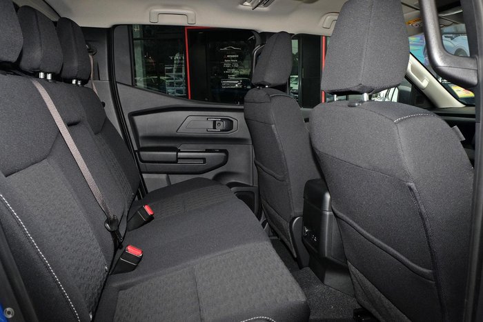 2025 Mitsubishi Triton GLX-R