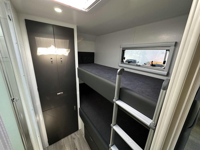 2025 Essential Caravans A Class F1-5 20'6