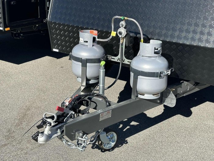 2025 Essential Caravans A Class F1-5 20'6