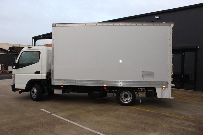 2021 Fuso Canter 515 WHITE