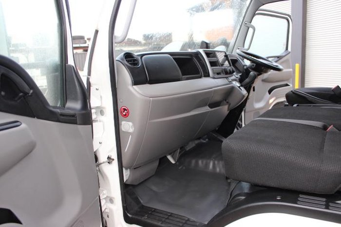 2021 Fuso Canter 515 WHITE