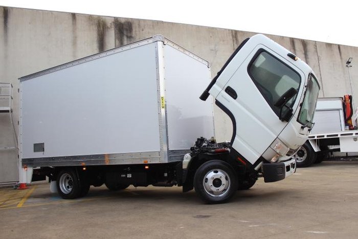 2021 Fuso Canter 515 WHITE