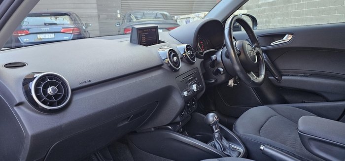 2014 Audi A1 Attraction 8X MY14 Brilliant Black