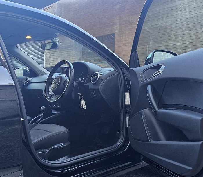 2014 Audi A1 Attraction 8X MY14 Brilliant Black