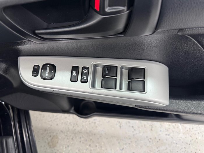 2017 Toyota Camry RZ ASV50R Eclipse Black