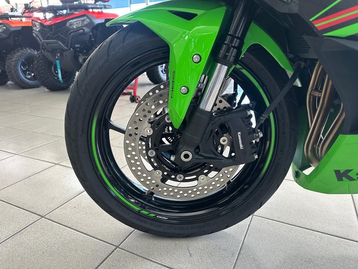 2024 Kawasaki Ninja ZX-4RR KRT Edition Ninja Green