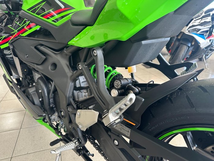 2024 Kawasaki Ninja ZX-4RR KRT Edition Ninja Green