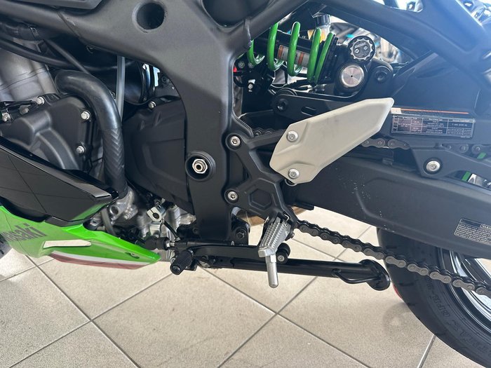 2024 Kawasaki Ninja ZX-4RR KRT Edition Ninja Green