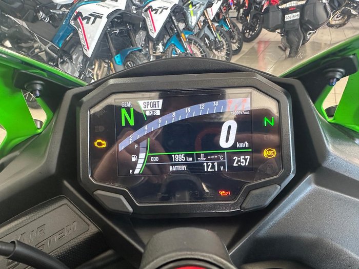 2024 Kawasaki Ninja ZX-4RR KRT Edition Ninja Green