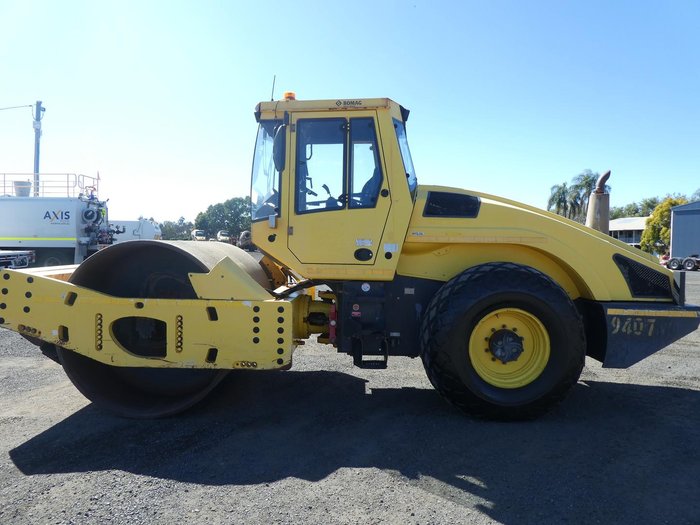 2014 BOMAG Bw219d-4 YELLOW