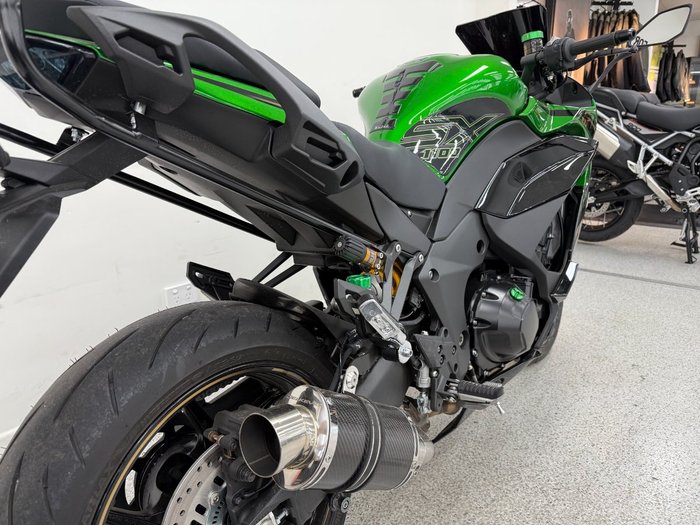 2025 Kawasaki NINJA 1000SX Green