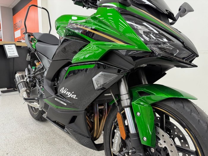 2025 Kawasaki NINJA 1000SX Green