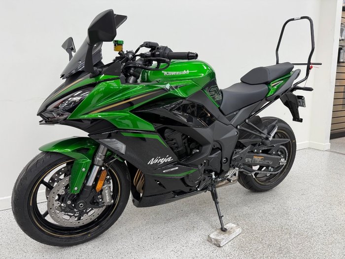 2025 Kawasaki NINJA 1000SX Green