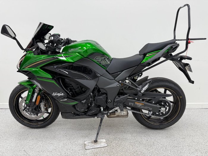 2025 Kawasaki NINJA 1000SX Green