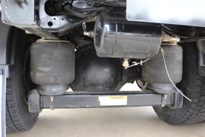 2013 Iveco Acco 2350G 280 WHITE