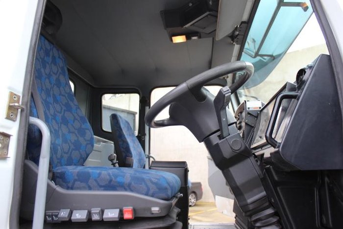 2013 Iveco Acco 2350G 280 WHITE