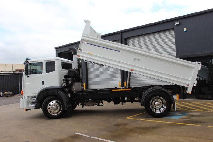 2013 Iveco Acco 2350G 280 WHITE