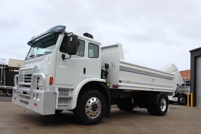 2013 Iveco Acco 2350G 280 WHITE