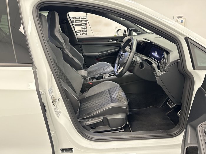 2021 Volkswagen Golf 110TSI R-Line