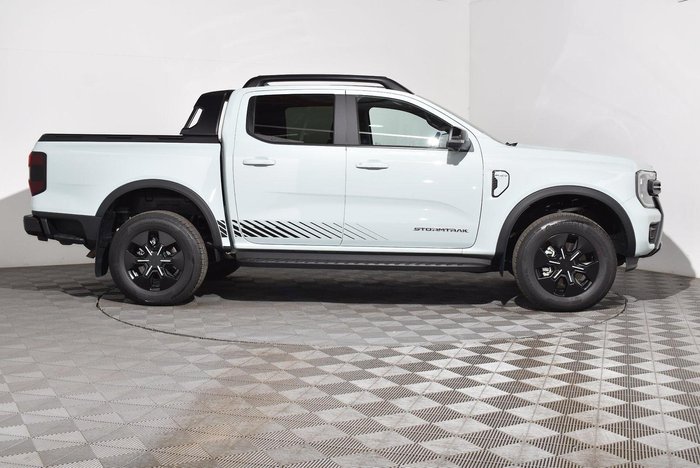 2025 Ford Ranger PHEV Stormtrak