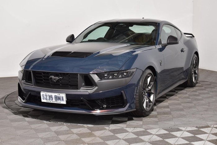 2024 Ford Mustang Dark Horse