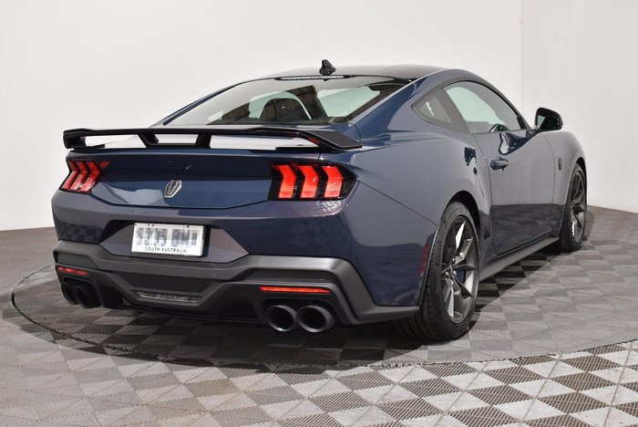 2024 Ford Mustang Dark Horse