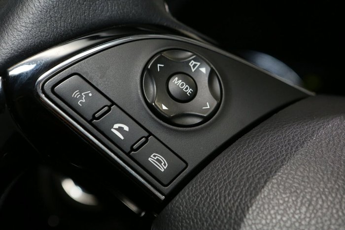 2020 Mitsubishi Outlander LS