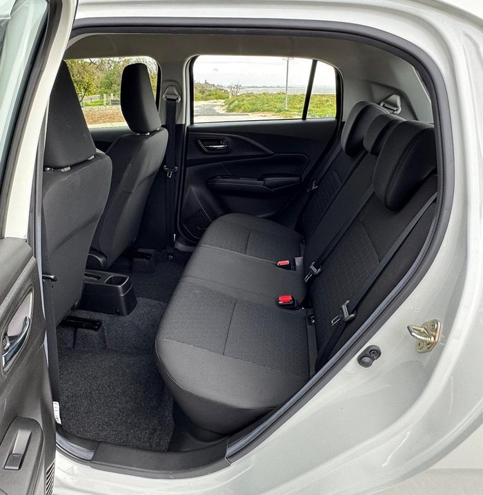 2025 Suzuki Swift Hybrid UZ Pure White