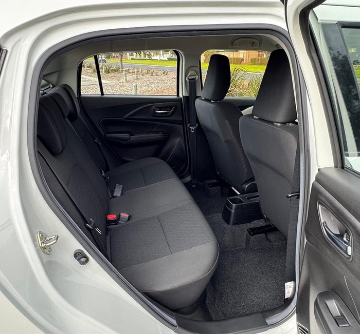 2025 Suzuki Swift Hybrid UZ Pure White