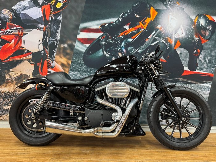 2011 HARLEY-DAVIDSON XL883 IRON 883 BLACK
