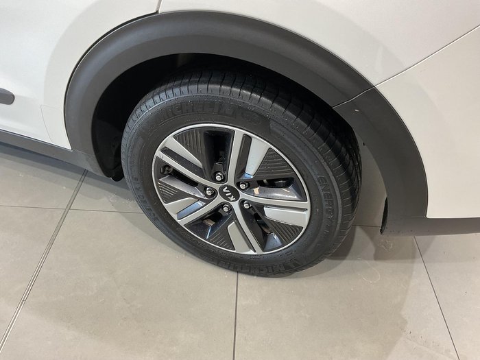 2021 Kia Niro Hybrid S