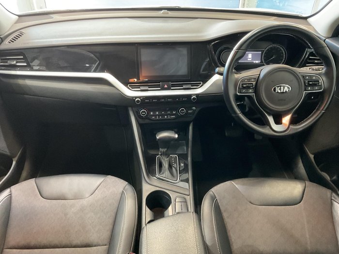 2021 Kia Niro Hybrid S