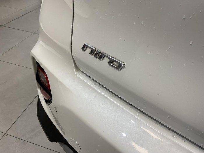 2021 Kia Niro Hybrid S