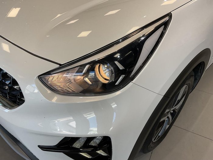 2021 Kia Niro Hybrid S