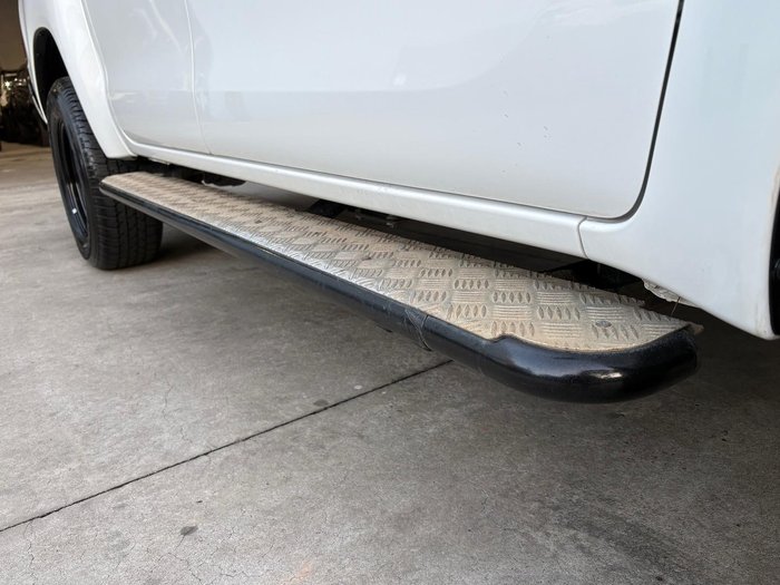2022 Toyota Hilux SR