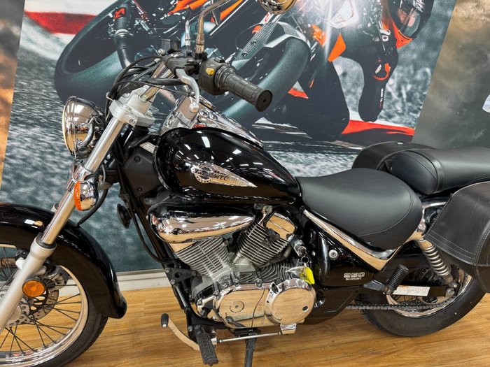 2010 Suzuki VL250 (LC250 INTRUDER) Black