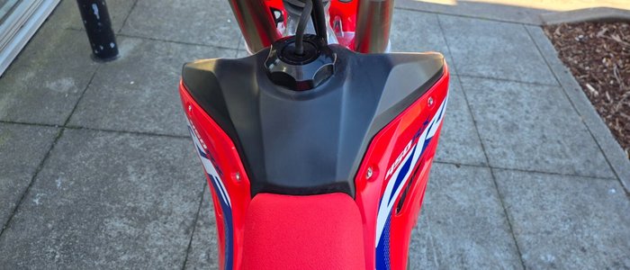 2022 Honda CRF250F RED
