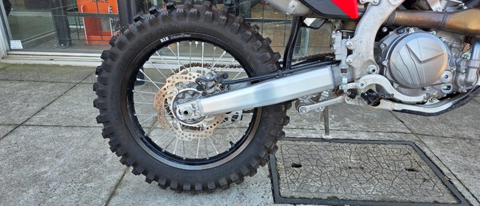 2022 Honda CRF250F RED